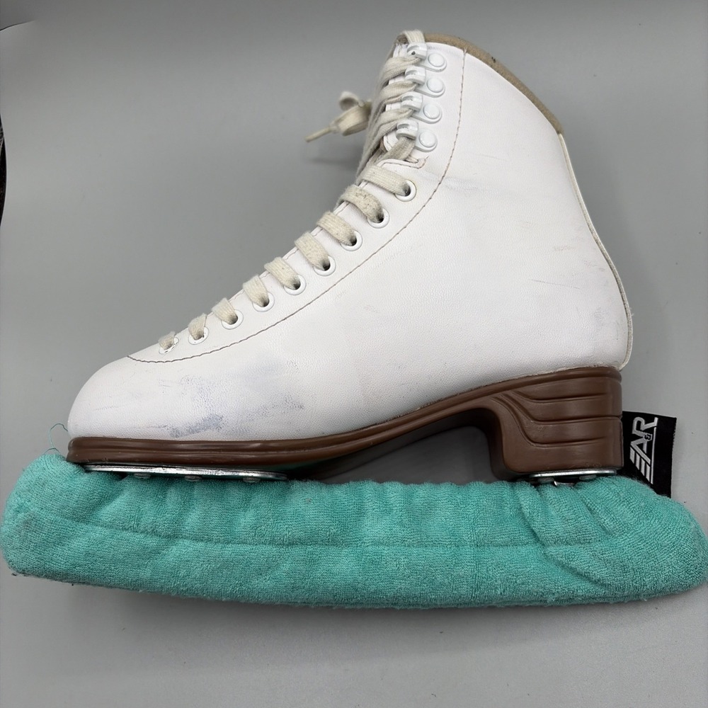 Jackson Ultima Excel figure ice skates youth 4.5 C with Mark II Blade and covers - Picture 3 of 16